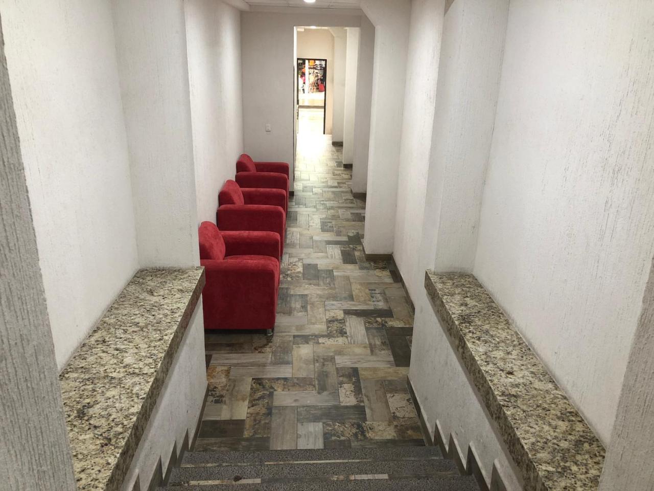 Hotel Del Carmen Leon Ngoại thất bức ảnh